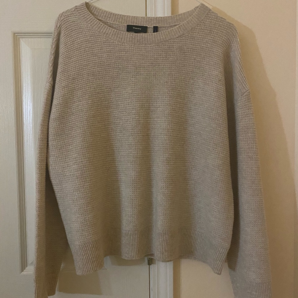 ❌SOLD OUT❌ Theory cashmere sweater